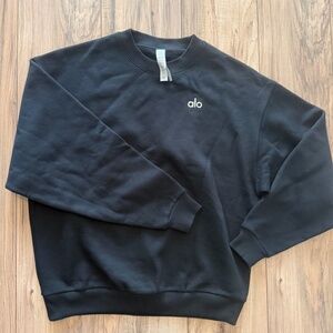 Accolade Crew Neck Pullover